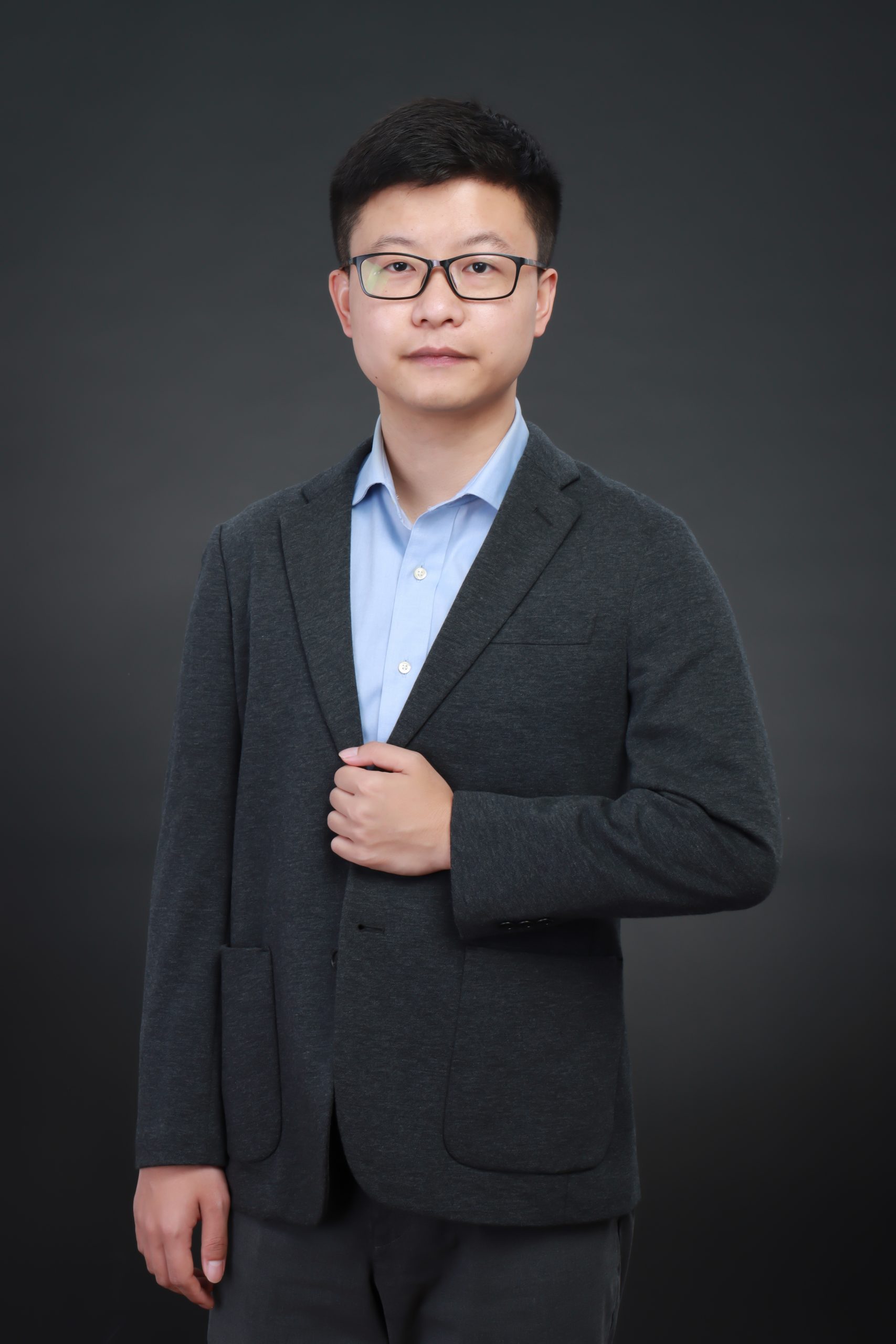 谭志鹏 继承养老中心主任